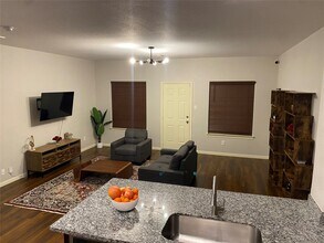 6513 Knox St in Houston, TX - Building Photo - Building Photo