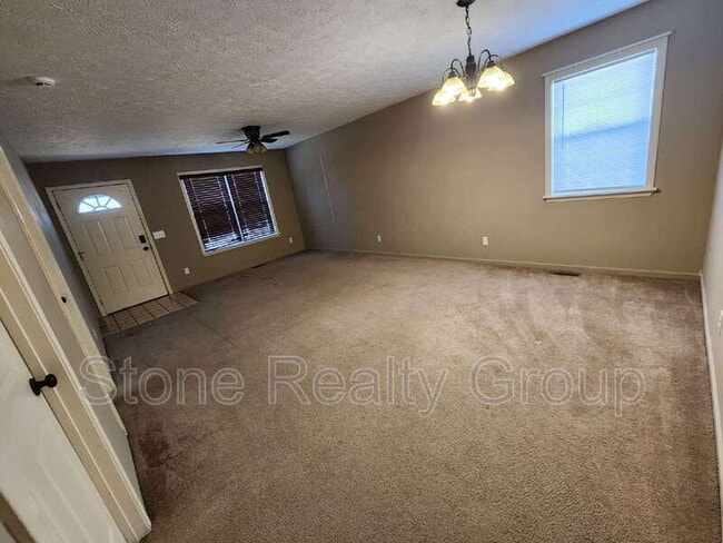 4832 Pine Ridge Ct in Terre Haute, IN - Building Photo - Building Photo