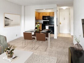 Towne Towers in Albany, NY - Building Photo