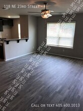 118 NE 23rd St in Moore, OK - Building Photo - Building Photo