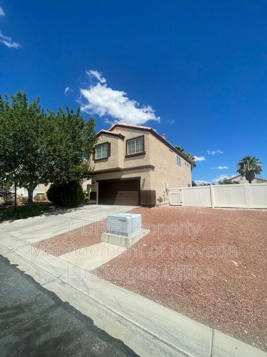 6712 Petrified Forest St in North Las Vegas, NV - Building Photo