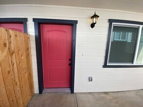 1540 Park St in Paso Robles, CA - Building Photo - Building Photo