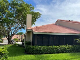 202 Old Meadow Way in Palm Beach Gardens, FL - Building Photo