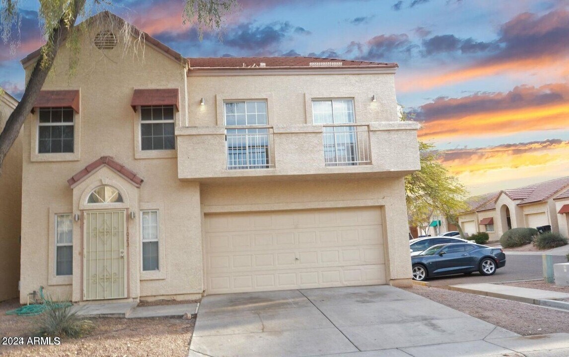 1023 W Janice Dr in Tempe, AZ - Building Photo