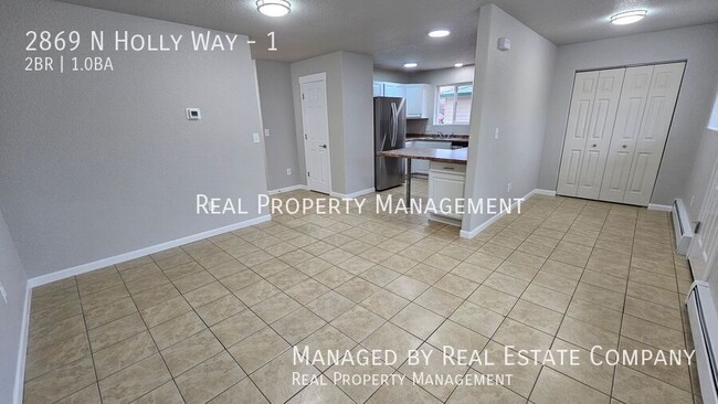 2869 Holly Way in Wasilla, AK - Foto de edificio - Building Photo
