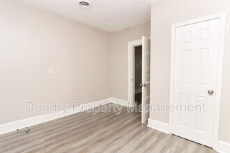 2009 Walker Ave in Chattanooga, TN - Building Photo - Building Photo