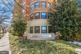 1200 Braddock Pl in Alexandria, VA - Building Photo