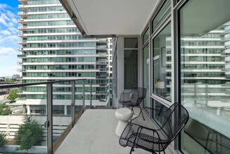 354 N Union Ave in Chicago, IL - Building Photo - Building Photo