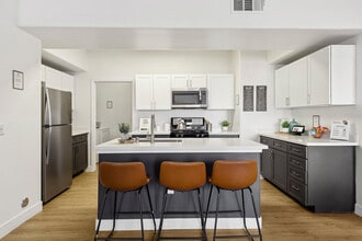 Tesoro Ranch in Las Vegas, NV - Foto de edificio - Building Photo