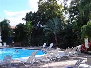 600 Neapolitan Way-Unit -142 in Naples, FL - Building Photo - Building Photo