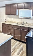 7210 Eunice Ave in Jennings, MO - Building Photo - Building Photo