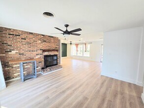 1024 Josephine Crescent in Virginia Beach, VA - Building Photo - Building Photo