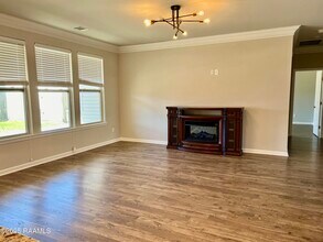 109 Marais Ave in Youngsville, LA - Building Photo - Building Photo