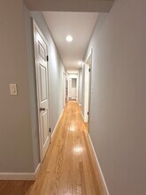 5754 W Montrose Ave in Chicago, IL - Building Photo - Building Photo