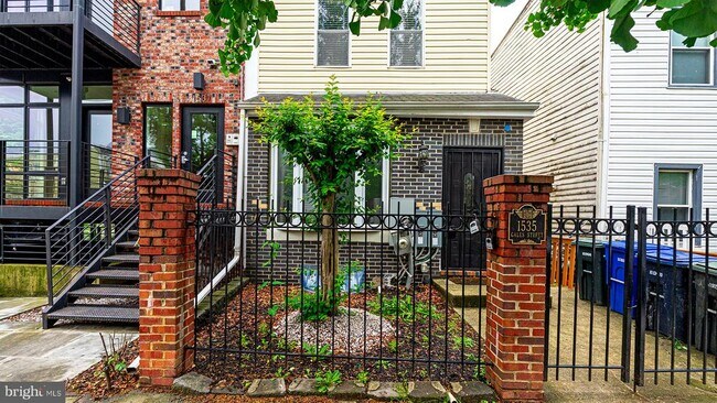 property at 1535 Gales St NE