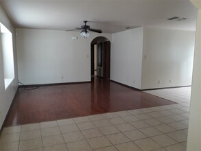 11119 Paso De Jacinto Loop in Laredo, TX - Building Photo - Building Photo