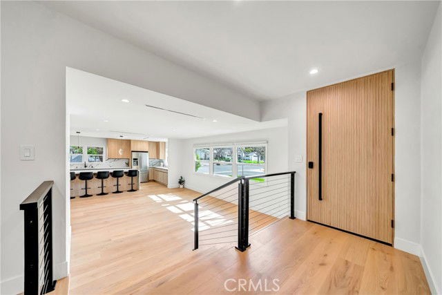 23635 Marylee St in Los Angeles, CA - Building Photo - Building Photo