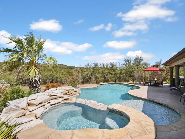 property at 4900 Canyon Ranch Trl