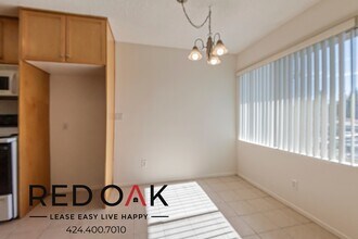 20200 Sherman Way in Los Angeles, CA - Building Photo - Building Photo