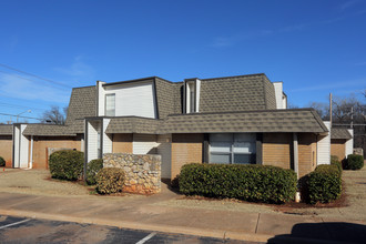 North Country Commons in Stillwater, OK - Foto de edificio - Building Photo