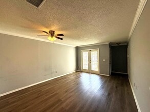 5401 Pinetrail Way in Orlando, FL - Building Photo - Building Photo