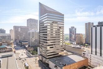 Peak Residences in Edmonton, AB - Building Photo - Building Photo