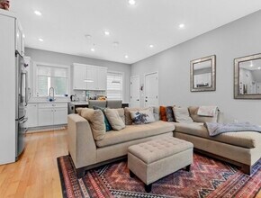 25 Chilcott Pl in Boston, MA - Building Photo - Building Photo