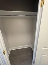 675 E 230th St in Bronx, NY - Building Photo - Building Photo