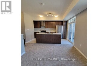 64 Lomond Ln in Kitchener, ON - Building Photo - Building Photo