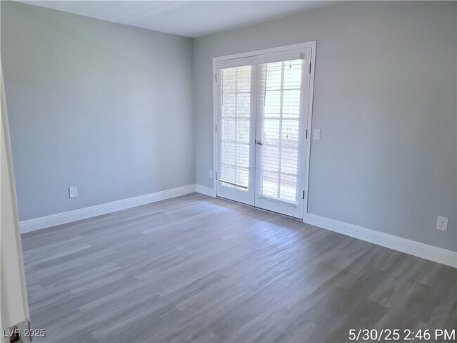 3311 Sunfish Dr in Henderson, NV - Foto de edificio - Building Photo