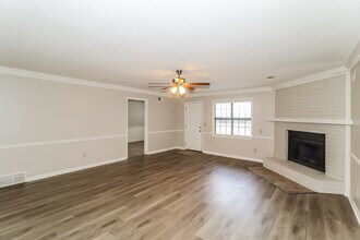 7018 Cobblestone Dr in Memphis, TN - Building Photo - Building Photo