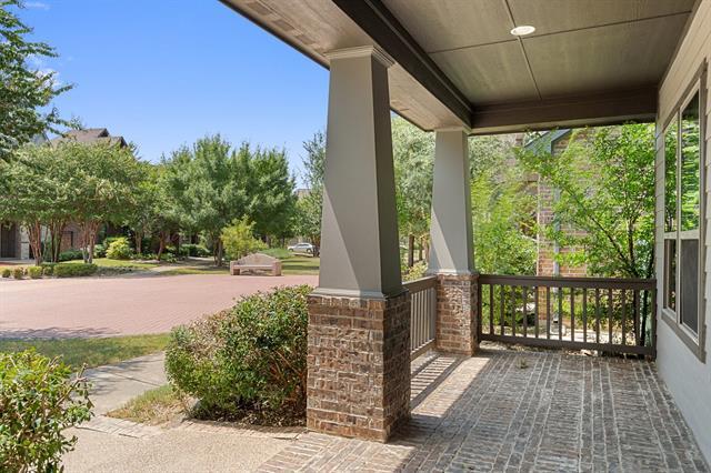 1226 Lace Bark Way in Arlington, TX - Foto de edificio - Building Photo