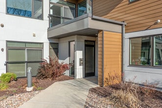 Velocity Apartments in Verona, WI - Foto de edificio - Other