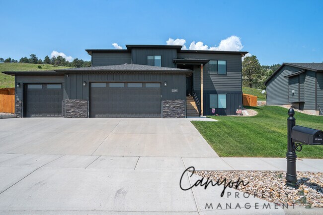 property at 3211 Hendrix Ln