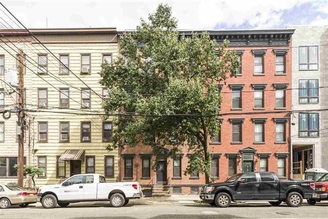 property at 719 Adams St