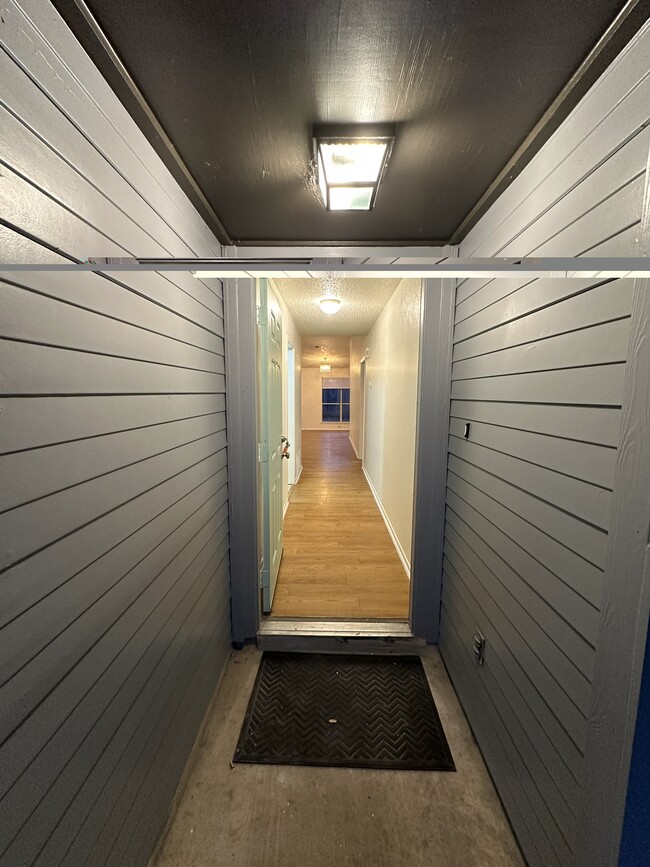 4504 Dorsett Oaks Cir, Unit A in Austin, TX - Building Photo - Building Photo