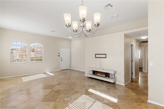 110 La Suena Ct in Henderson, NV - Building Photo - Building Photo