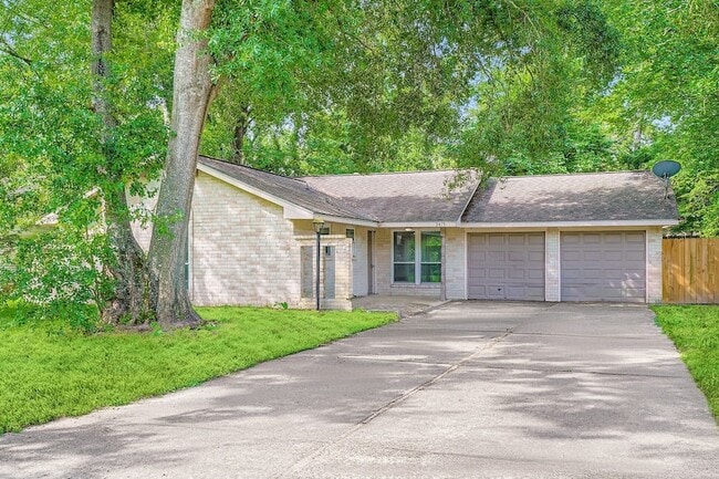 3415 Bristlecone Trail in Spring, TX - Foto de edificio - Building Photo