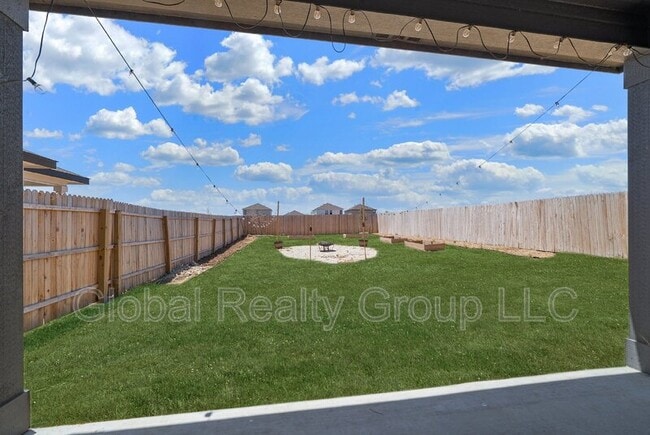535 Wild Olive Wy in San Antonio, TX - Building Photo - Building Photo