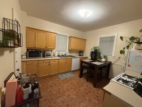 14-16 Caldwell Ave in Somerville, MA - Building Photo - Building Photo