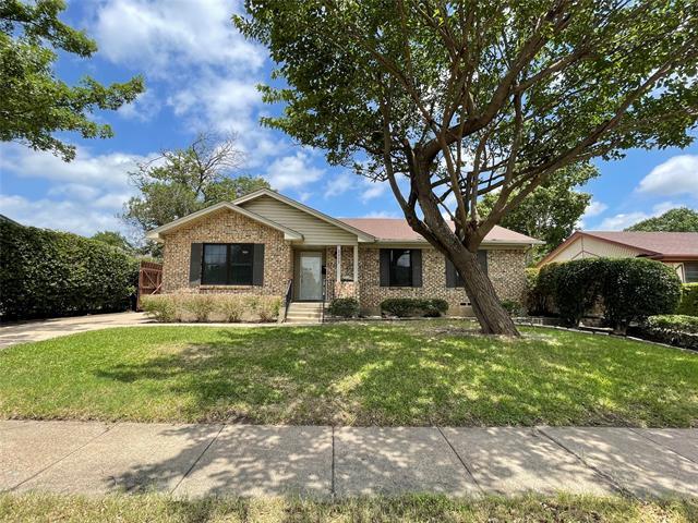 2317 English Dr in Garland, TX - Building Photo