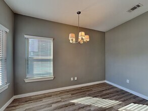 1553 Fiji St in Dallas, TX - Building Photo - Building Photo