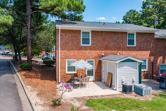 Candlewood Apartments in Sanford, NC - Building Photo - Building Photo