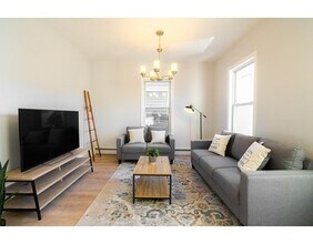 320 Hurley St in Cambridge, MA - Building Photo - Building Photo
