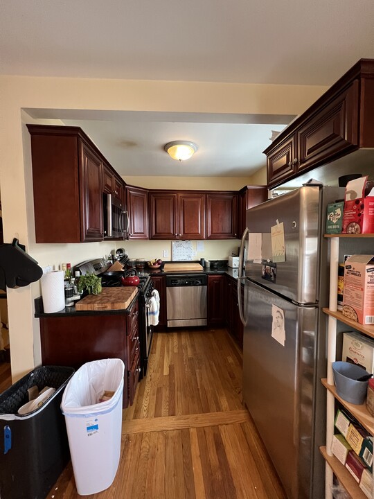 26 White St, Unit 2 in Cambridge, MA - Building Photo