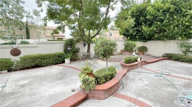 31 Wakonda in Trabuco Canyon, CA - Building Photo - Building Photo