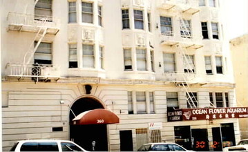 Hyde Park Apartments LLC. in San Francisco, CA - Foto de edificio - Building Photo