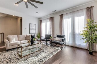 2513 El Camino Ln in Dallas, TX - Building Photo - Building Photo