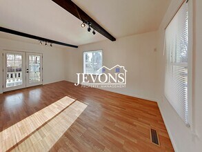 921 S 21st Ave in Yakima, WA - Building Photo - Building Photo