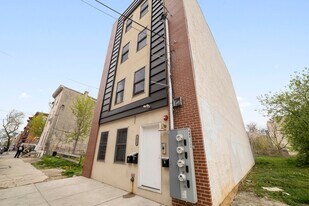 1515 W Oxford St, Unit Student Housing in Philadelphia, PA - Building Photo